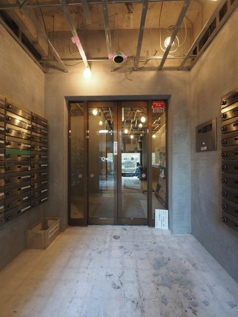 モンテベルデ第３横浜のエントランス