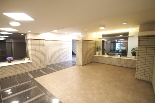 【ロビー】