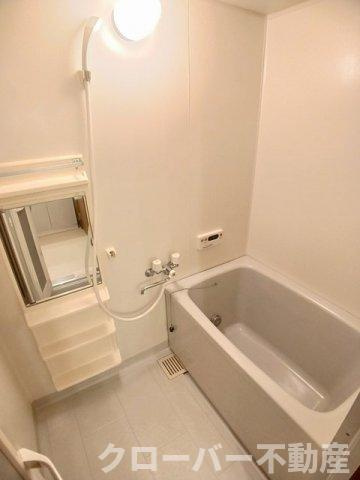 ヴィラ・ヒューゲル　Ｂの浴室