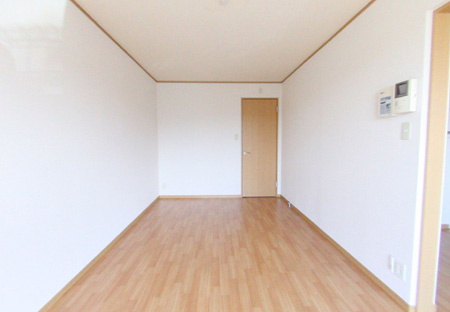 サン・コートの内装|明るい色調の室内です