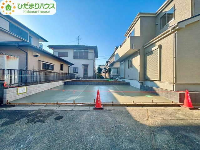 野田市清水163番28　新築戸建　A号棟の駐車場