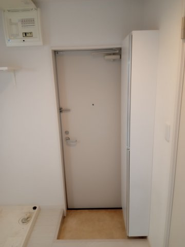 川崎市麻生区高石１丁目のアパートの玄関|玄関です