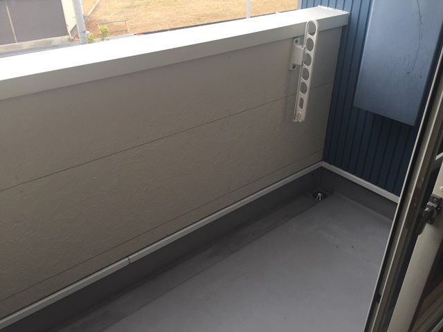 LIVRE1のバルコニー|バルコニーからの眺めを楽しみながら食事をしませんか