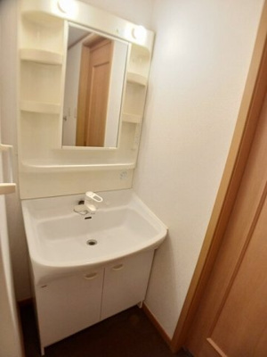 【洗面所】 | ヴィラ　フルールⅡ