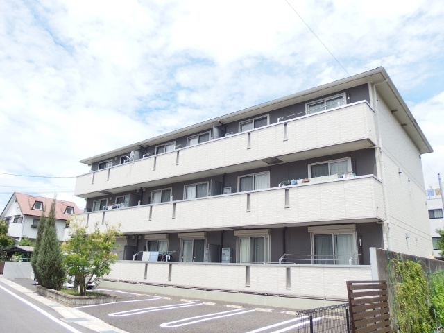 コンフォートヒルズ桜苑の外観
