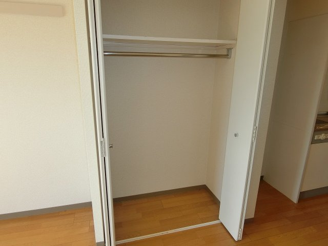 ユニテソリステ津門川の収納