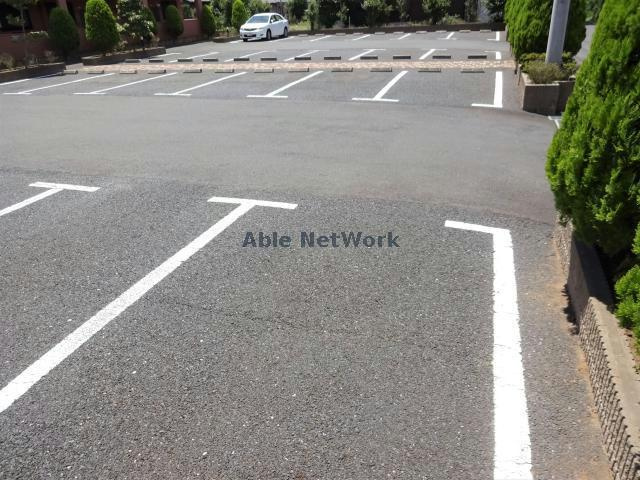 ペティハウスＳｅｌｅｎｅの駐車場|駐車場