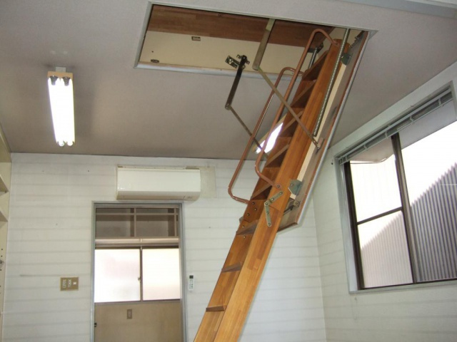 鴨田本町 中根様貸事務所の内装