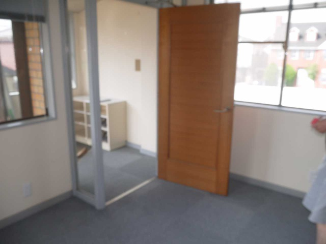 鴨田本町 中根様貸事務所の内装