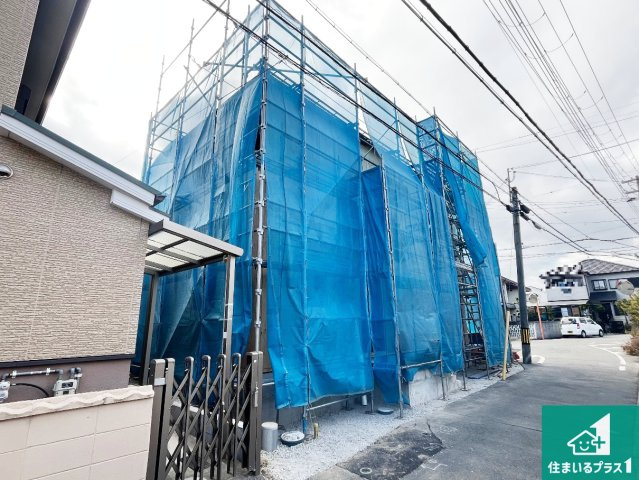 明石市西明石町　第4期　新築一戸建ての前面道路含む現地写真|周辺は落ち着いた街並みの住宅地！子育てがしやすい住環境です！まだ未完成ですが、現地でしかわからない事もございます。是非一度ご覧ください。