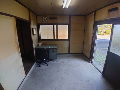 【内装】 | 中山事務所倉庫