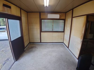 【内装】 | 中山事務所倉庫