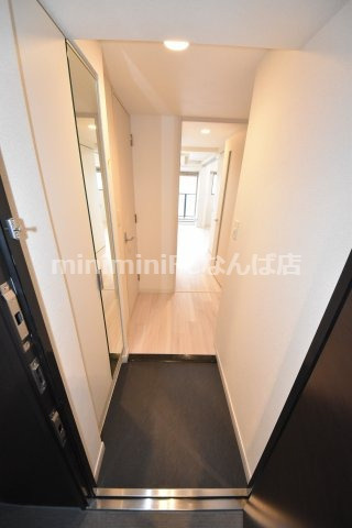 プレサンス南堀江ザ・センスの玄関