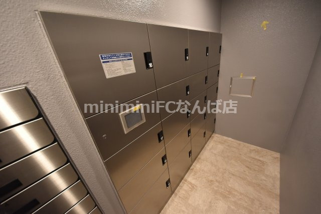 プレサンス南堀江ザ・センスのエントランス