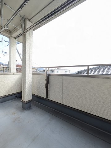 【バルコニー】