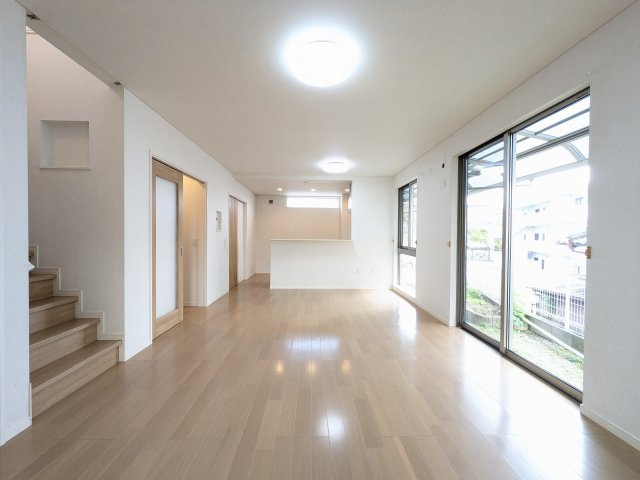 【居間・リビング】