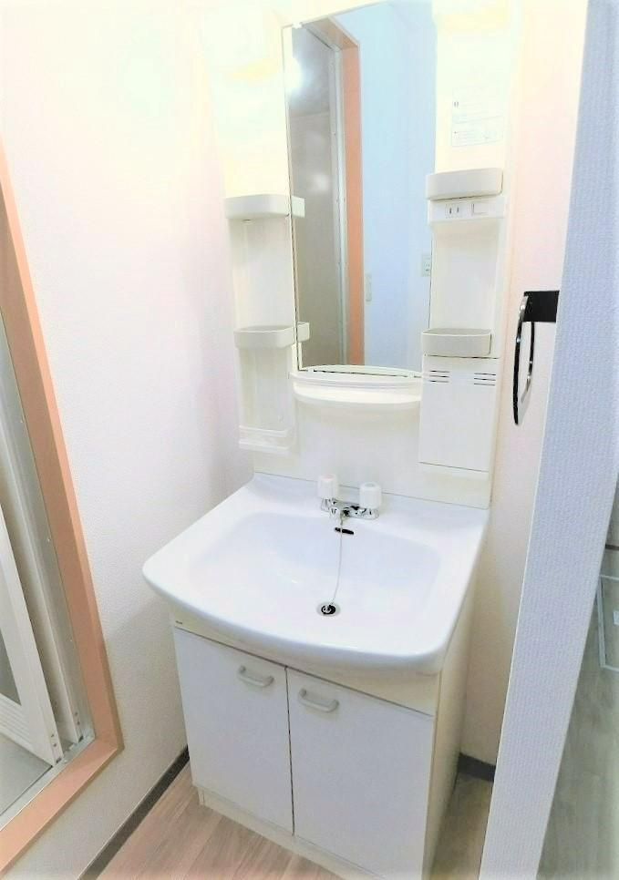 グラン・ボナールの独立洗面台|洗面所です