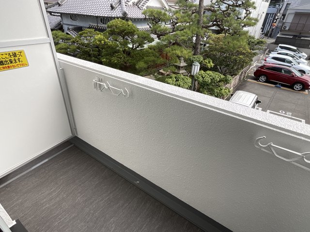 【バルコニー】