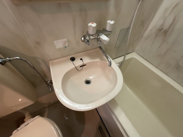 【洗面所】