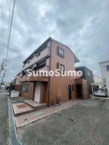 スペースプログレスの外観