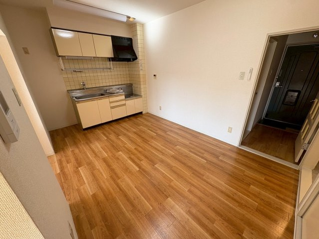 サンシャイン21の居間・リビング