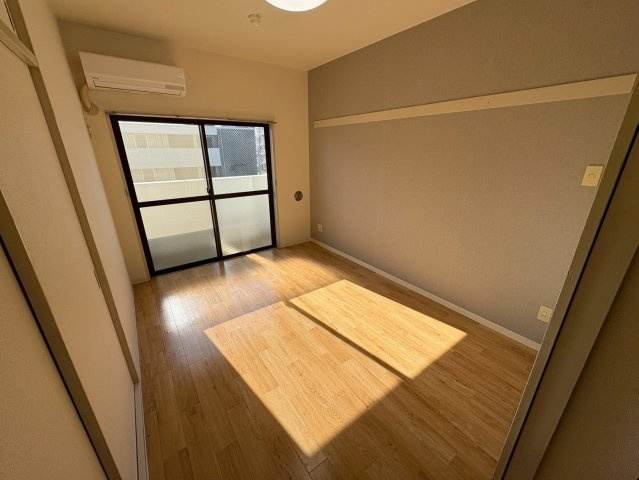 サンシャイン21の居間・リビング