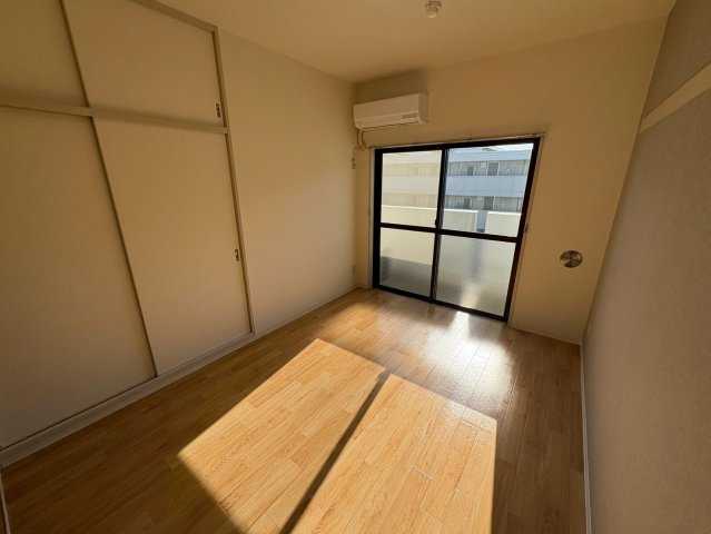 サンシャイン21の居間・リビング