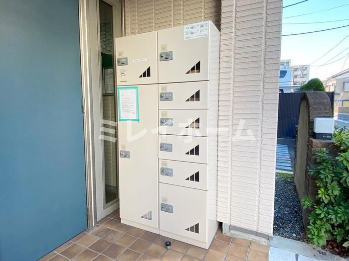 コムシェソワⅡのロビー