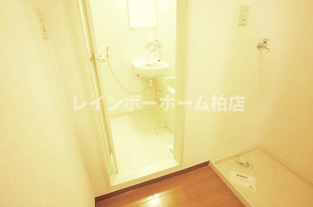 【仲介手数料：50％OFF】対象物件！の内装|脱衣所からの浴室です