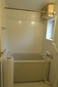 【浴室】 | エル・沼袋 | 浴室乾燥機付きバス。