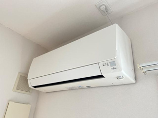 【設備】 | Castor（カストル） | エアコン