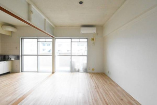 【居間・リビング】 | ビレッジハウス石岡第二3号棟 | ビレッジハウスの同一物件・同一タイプの間取りの写真です