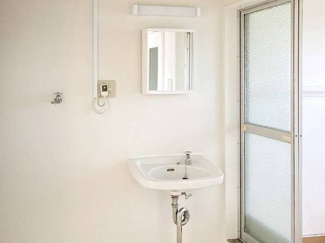 【洗面所】 | ビレッジハウス石岡第二2号棟 | ビレッジハウスの同一物件・同一タイプの間取りの写真です