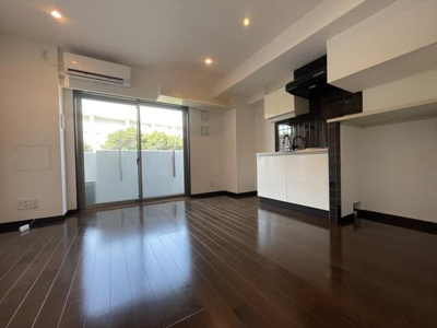 【居間・リビング】 | 駒場パークサイドヒルズ