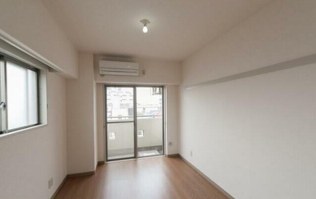 松本ビルの居間・リビング