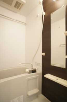 リブリフォレスト南浦和の浴室