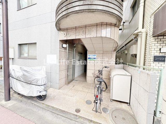 ソレーユ小川のエントランス
