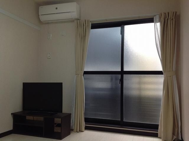 レオネクスト浦和領家の居間・リビング