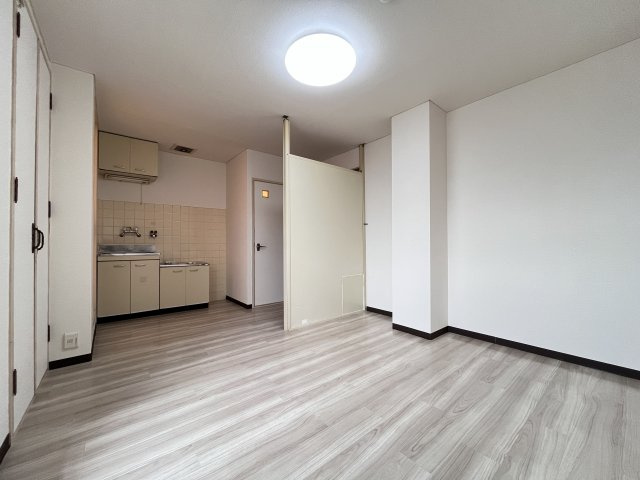 ウィン長居西の居間・リビング