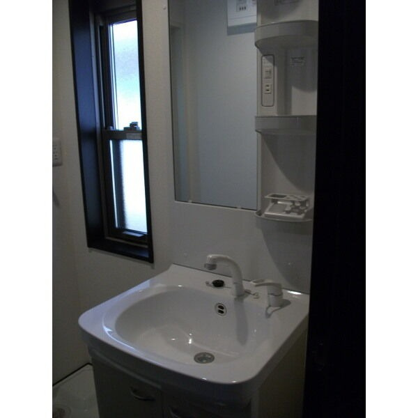 リーブル和の洗面所