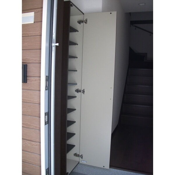 リーブル和の玄関