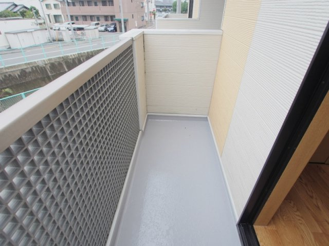 クレスト中仙道のバルコニー