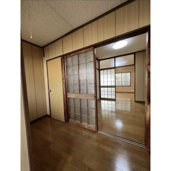 白菊荘の居間・リビング