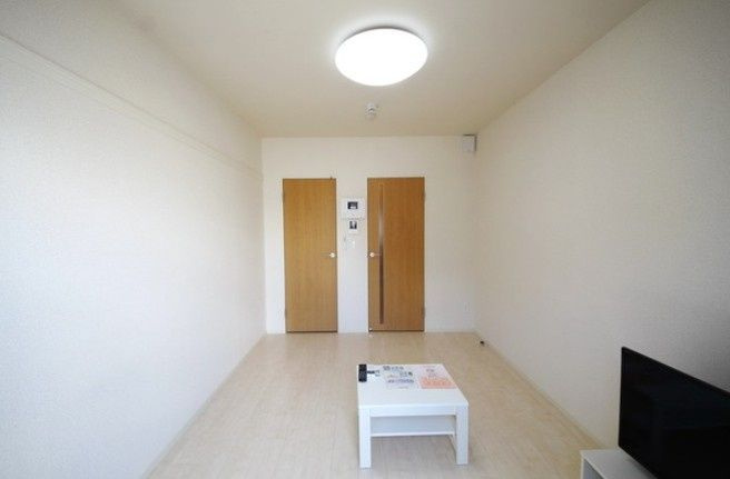 クレイノプレジャータウンⅢの居間・リビング