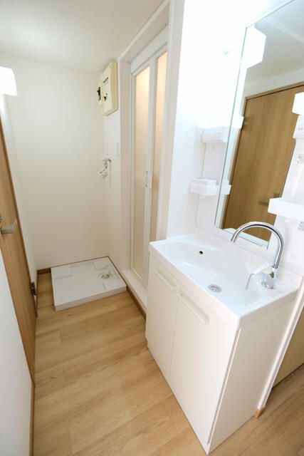 クレール小山の洗面所