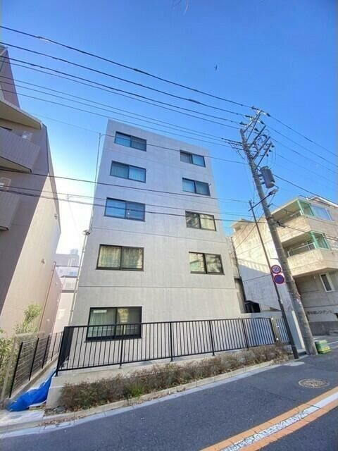 リトルズトーン上野公園の外観