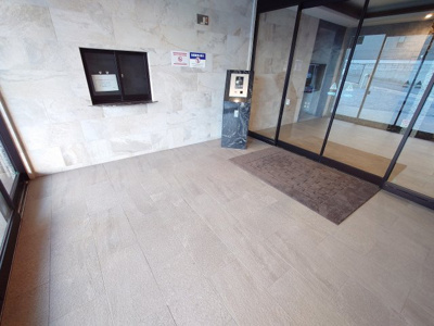 【エントランス】 | オーヴィジョン南小倉駅前（A-18）