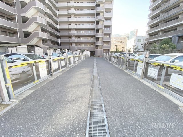 フロントシティ与野の駐車場|駐輪場☆