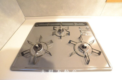 【キッチン】 | 座間市ひばりが丘1丁目　新築戸建て　全2棟【仲介手数料無料】