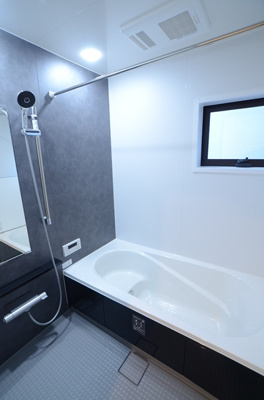 【浴室】 | 座間市ひばりが丘1丁目　新築戸建て　全2棟【仲介手数料無料】